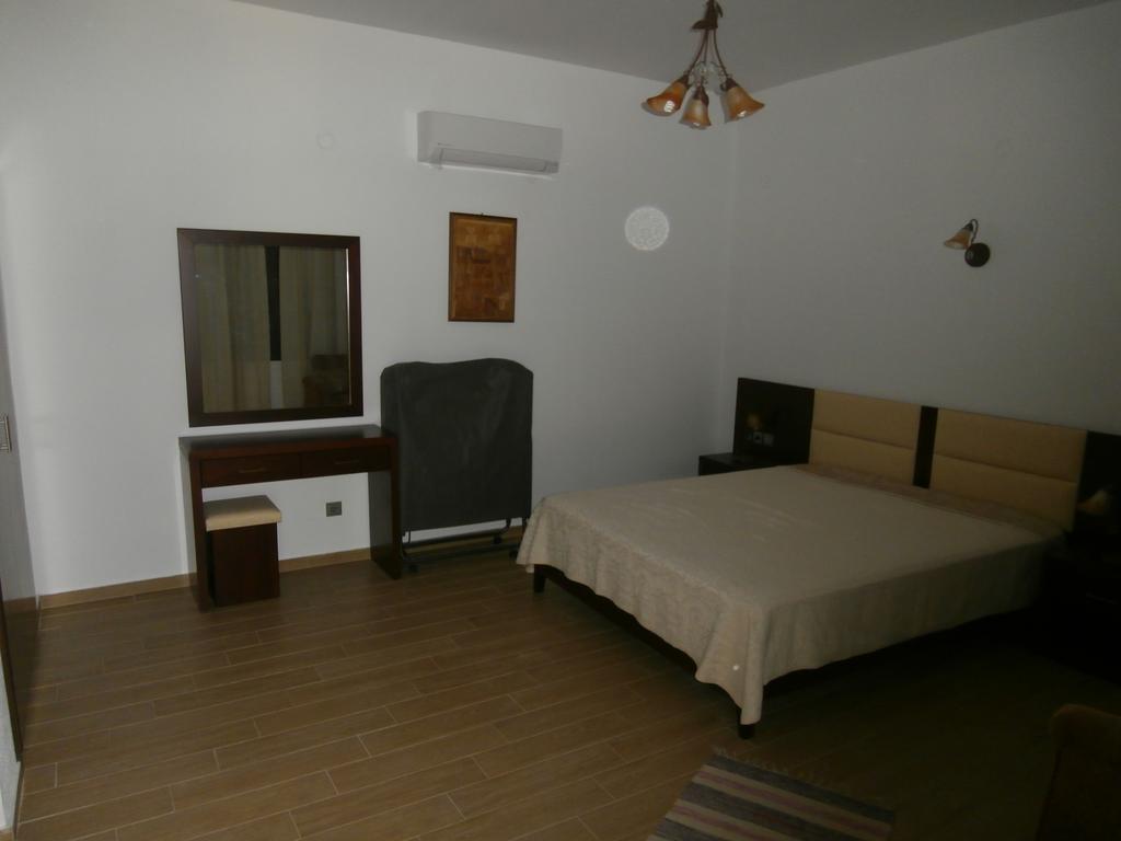 Villa Barouti Koinira Room photo