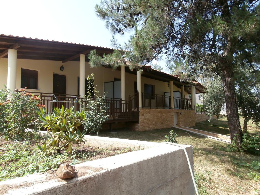 Villa Barouti Koinira Exterior photo